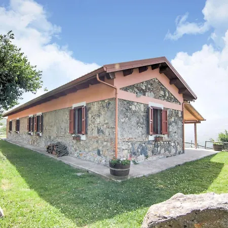 Vibrant Villa In Torre Di Ruggiero With Sauna